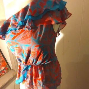 Nwt Bebe ruffled asymmetrical gathered waist 100% silk top size small ruffled